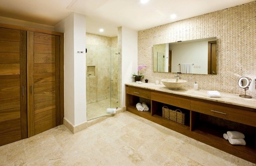 Las Terrenas Apartment | Find Bliss in a Luxury Beach Apartment with Hotel Services