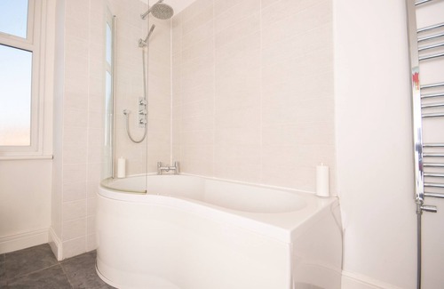 South Shields Apartment | ✪ Find DWELLCOME HOME Ltd ✪ 2 Bedroom Apartment