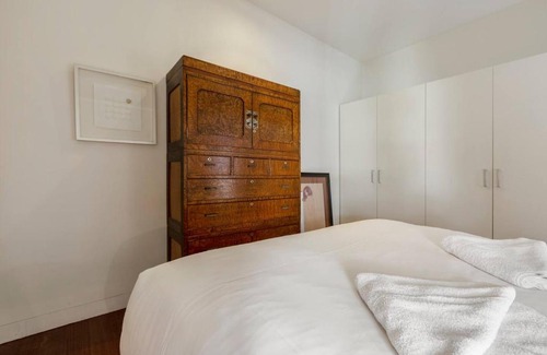 Collingwood Apartment | Find Luxury in an Old-Charm Converted Warehouse