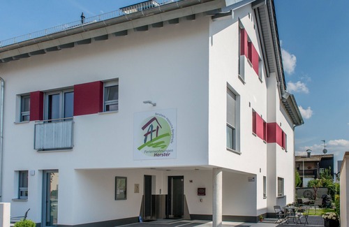 Bensheim Apartment | Fine & cozy design apartment (1-2p) with private terrace + parking space!
