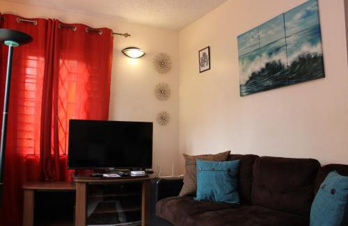 Barbican Apartment | Finest Accommodation Marley Manor Apt# 323 1st Floor Block 3 6 Marley Rd kgn 6