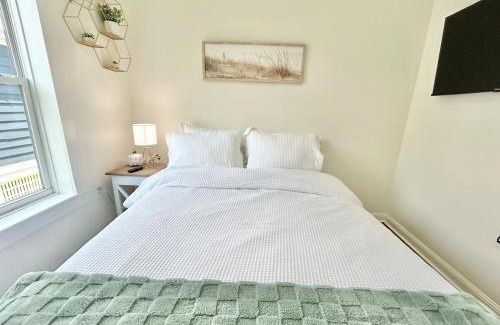 Ocean Springs House | Finest Cottage In Ocean Springs Golf Cart Included