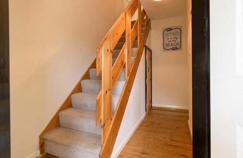 Rhydwyn House | Finest Retreats - Abersant Cottage - Sleeps 5 with Hot Tub