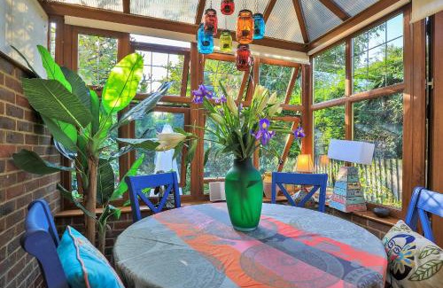 Dormansland House | Finest Retreats - Bracken