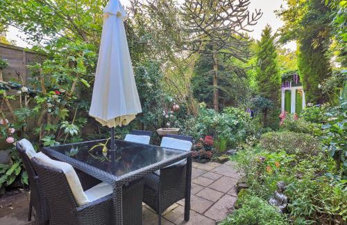 Dormansland House | Finest Retreats - Bracken