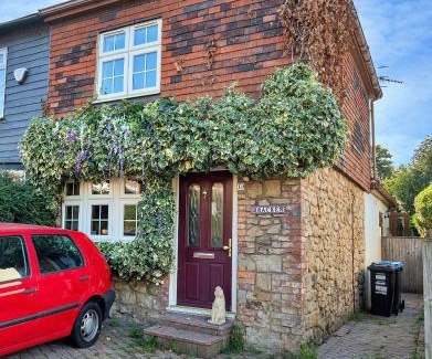 Dormansland House | Finest Retreats - Bracken