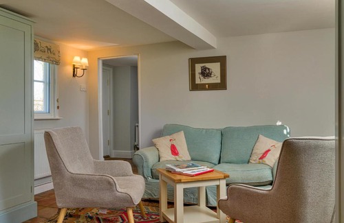 Newmarket House | Finest Retreats - The West Wing at Gypsy Hall