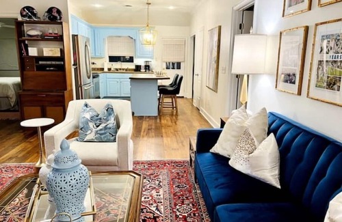 Langston Mile Village House | Fins Up Inn Oxford by Pettigrew Adventures