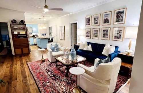 Langston Mile Village House | Fins Up Inn Oxford by Pettigrew Adventures