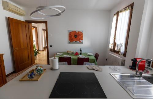 Olmi Apartment | Fiori di campo holiday home
