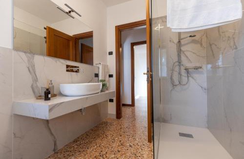 Olmi Apartment | Fiori di campo holiday home