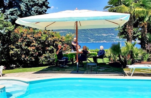 Colico Apartment | Fiori Garden Holiday Apartment with Pool