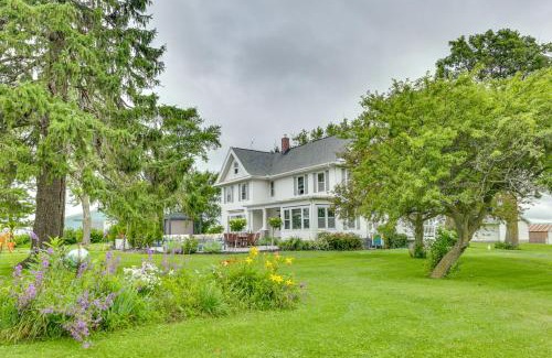Mount Horeb House | Fire Pits, Views and Yard Luxe Mt Horeb Getaway!