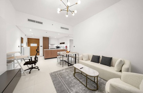 Dubai Apartment | FIRST CLASS | 1BR | Stylish Urban Retreat