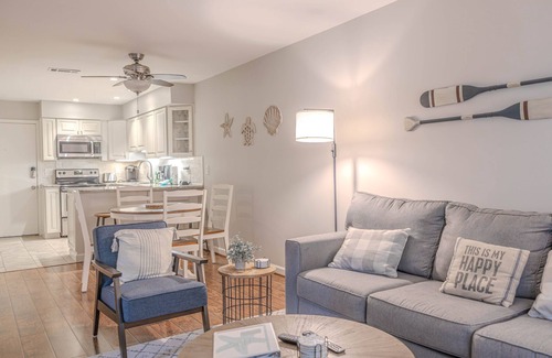 Folly Field Condo | First Floor, Updated, and a Short Walk to the Beach