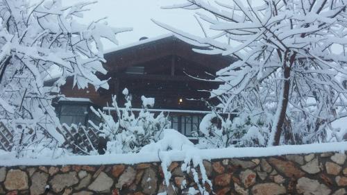 Amirim Ski Chalet | First Light Cabins
