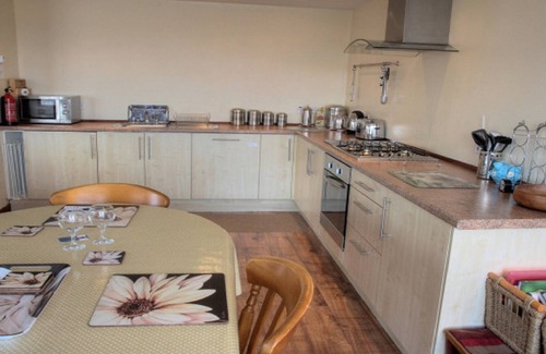 Dingwall Cottage | Firth Cottage - stunning views in a peaceful but convenient location