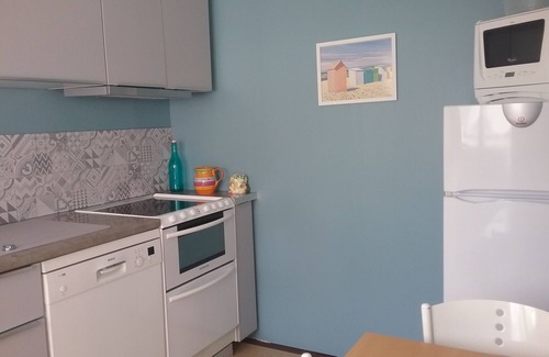 Langrune-sur-Mer House | Fisherman's cottage facing the sea, sleeps 4 to 5, restaurants and activities 50m away