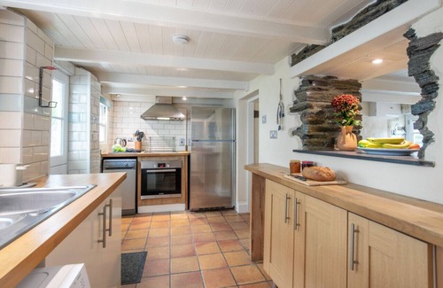 Porthleven House | Fisherman's Cottage - Four Bedroom House, Sleeps 6