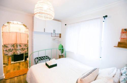 Steveston House | Fisherman Wharf Individual Artistic Studio