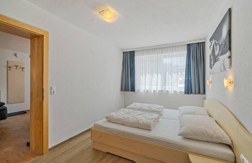 Fiss Condo | Fiss 6B in Fiss