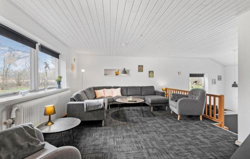 Kibaek House | Five-Bedroom Holiday Home In Kibak