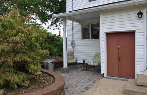 St. Marys House | Five W Ranch -Sugar Hill Farm location- Private, Five Minutes From Downtown!nn