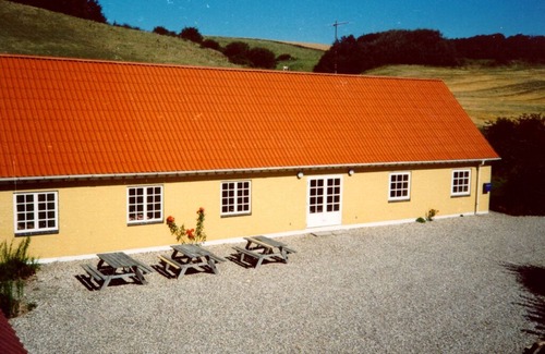 Nykobing Mors House | Flade/Mors. Camp school located located just 400m. to Hanklit and Salgjerhøj.