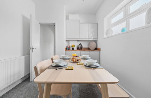 Lower Wick Apartment | Flat 1 - close to shops with parking