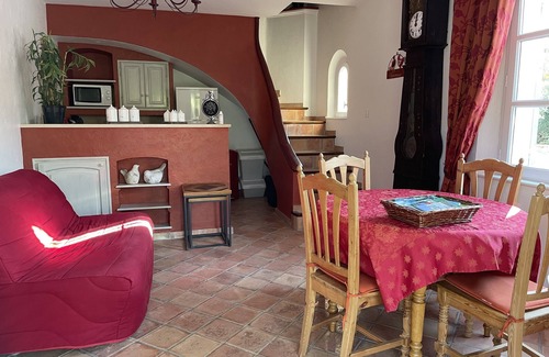 Le Rouret Villa | Flat duplex in Villa 4/6 pers. Near Grasse, Swimming pool, Garden