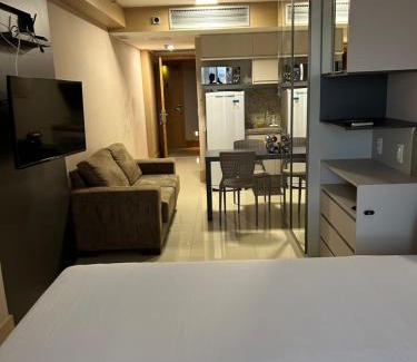 Setor Hoteleiro Norte Apartment | Flat em Cullinan, 5 estrelas com vista incrível e incrível área de lazer com piscinas, brinquedoteca, academia, no coração de Brasília