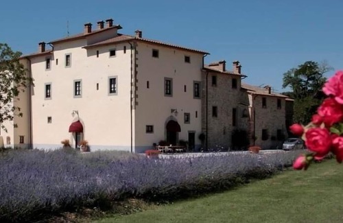 Cincelli House | Flat 'Giglio' with private parking