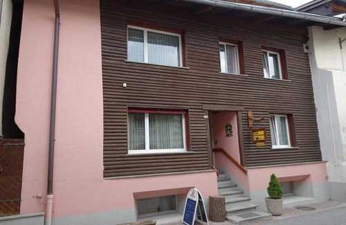 Zernez Apartment | Flat "Haus Mattaboni" near the National Park.
