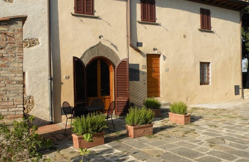 San Donato a Livizzano Apartment | Flat in a winery in Montespertoli, A/C,Wi-Fi, swimming pool,children friendly,Ca