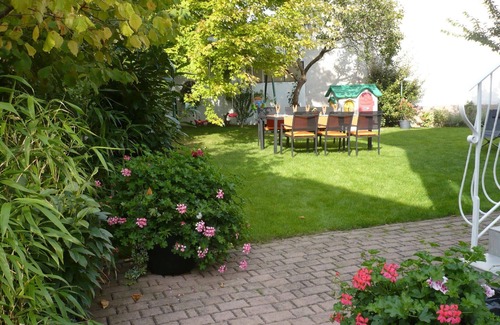 Lingolsheim House | Flat Le Jardin with private parking