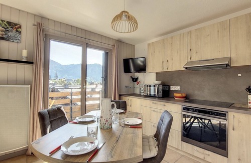 Montriond Apartment | Flat Orée 32B - Montriond - Sleeps 4 - Mountain view - Close to ski lifts