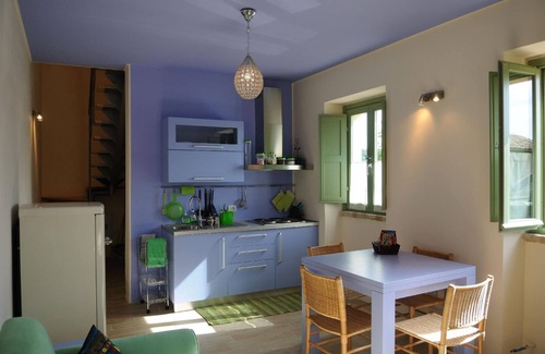 Cagli Apartment | Flat with communal pool