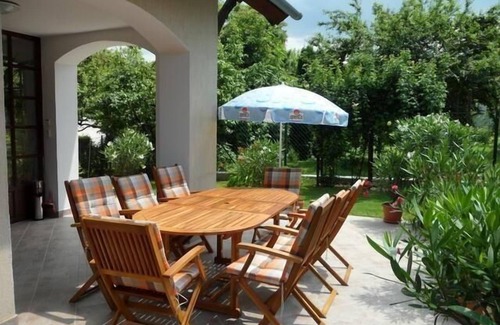 Balatonfoldvar Apartment | Flat with private pool