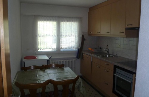 Taesch Apartment | Flat with private terrace