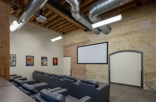 Westown Apartment | Flexhome Brewery District EL7 Fiserv+Gym+Parking