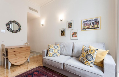 Santa Maria Maior Apartment | FLH Bacalhoeiros Charming Place