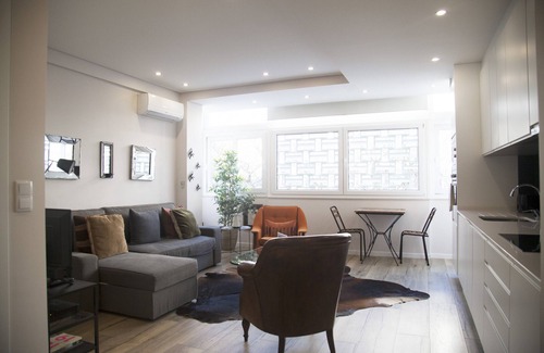 Santo Condestavel Apartment | FLH Campo de Ourique Bright Apartment
