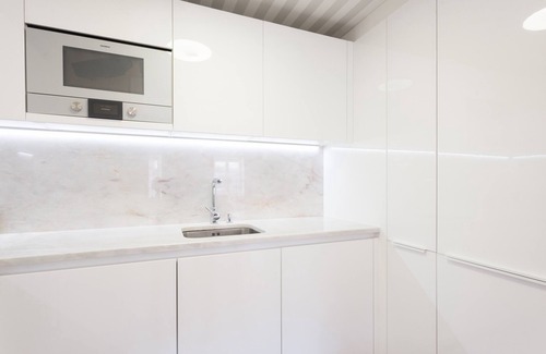 Baixa Apartment | FLH Restauradores Amazing Flat with View