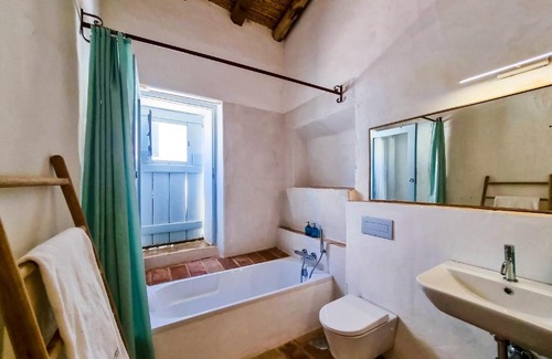 Loule Apartment | FLH Vale Judeu Rustic Mezzanine Cottage II