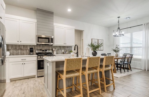 Mustang House | Flintlock Fulfillment