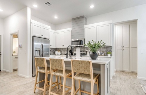 Mustang House | Flintlock Fulfillment