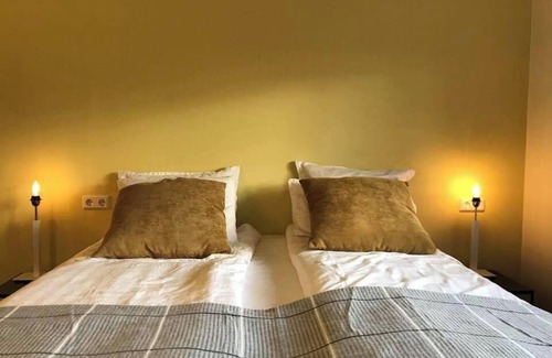 Laugar Hotel | Fljotsbakki Farm Hotel