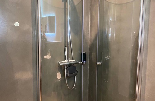 Laugar Hotel | Fljotsbakki Farm Hotel