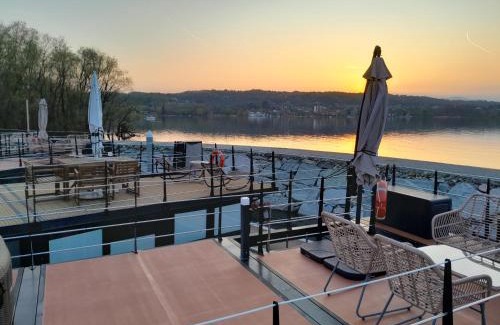 Castelletto Sopra Ticino Boat Rental | Floating Experience Black Pearl, Lago Maggiore