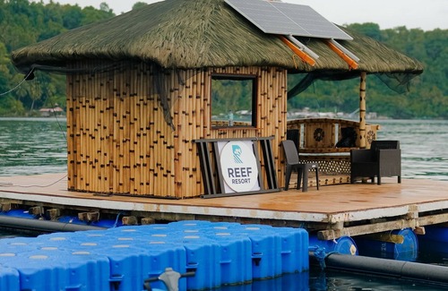 Kaputian Boat Rental | Floating Home in Reef Resort Unit 7